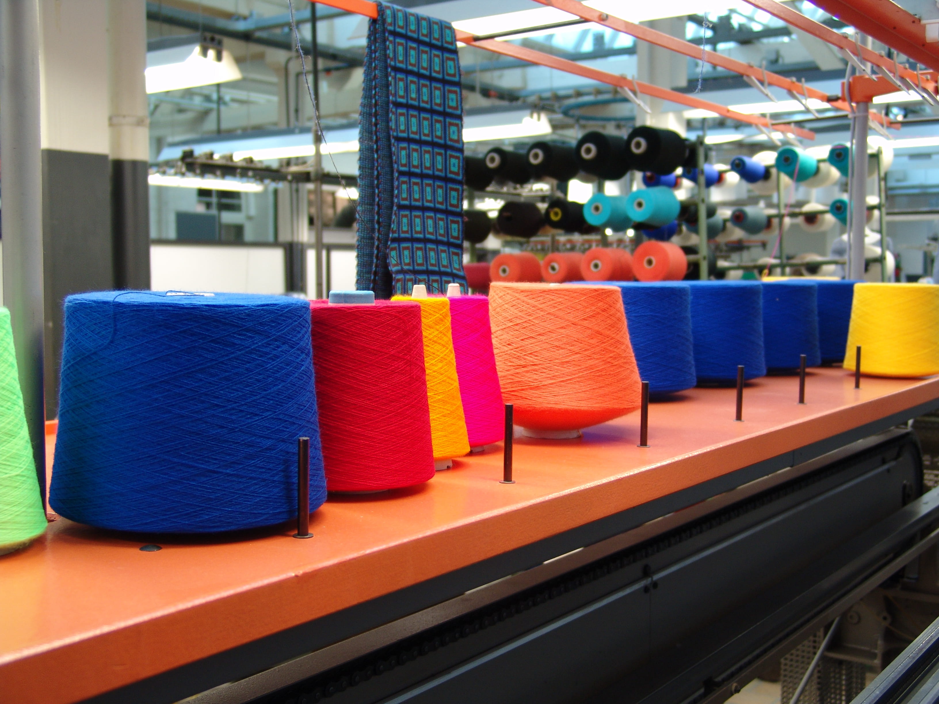 نخ ریسان بهشت